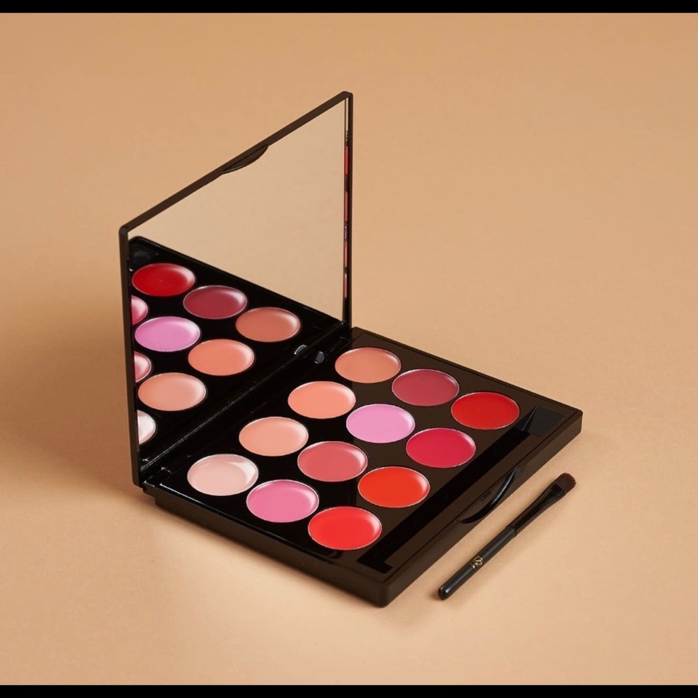Ish Lip Statement Palette